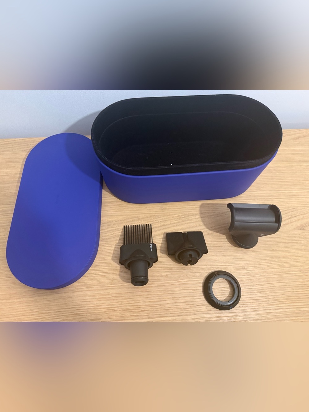 Dyson Blue Accessory Storage Case with Multi-Tool Attachments (4)